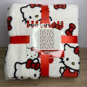 Hello Kitty White Plush Twin Blanket Size 60” x 90” NEW